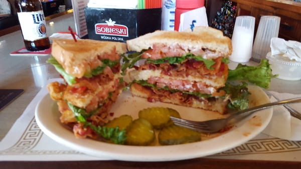 Center Lounge by null