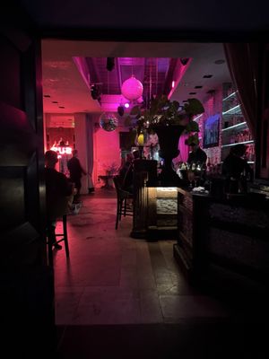 SUR Restaurant and Lounge by null