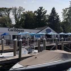 Caribbean Marina & Restaurant - Lakeside façade