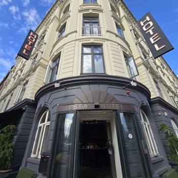 Ibsens Hotel - Entrance - Hotels Near Me - Copenhagen, 84 Ibsens Hotel - Entrance - Hotels Near Me - Copenhagen, 84