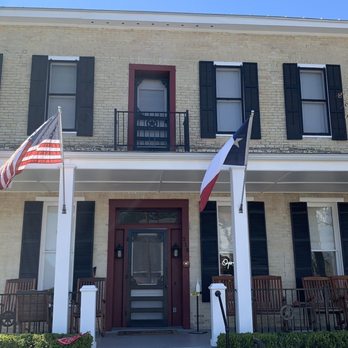 Olle Hotel - Outside - Bed & Breakfast Near Me - Flatonia, Texas Olle Hotel - Outside - Bed & Breakfast Near Me - Flatonia, Texas