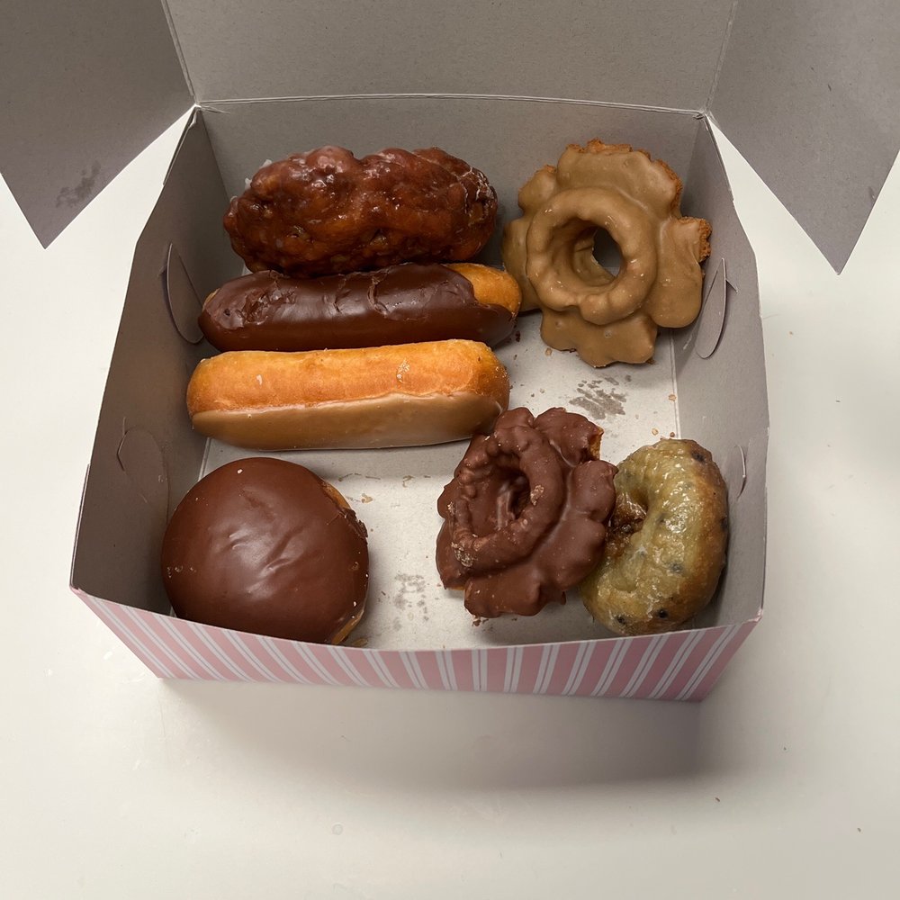 Donuts Donuts