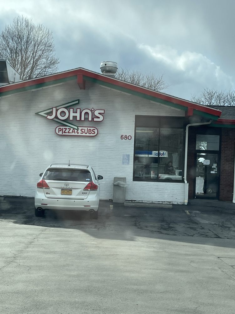JOHN’S PIZZA AND SUBS 680 N French Rd, Buffalo, New York Pizza