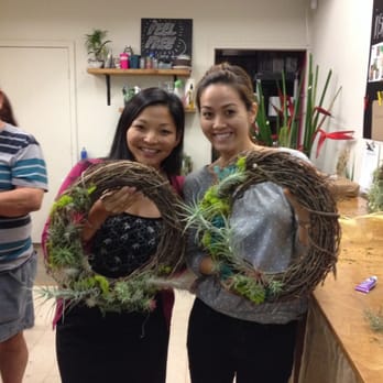 Paiko - Tillandsia wreath making class - Florists Near Me - Honolulu, Hawaii Paiko - Tillandsia wreath making class - Florists Near Me - Honolulu, Hawaii