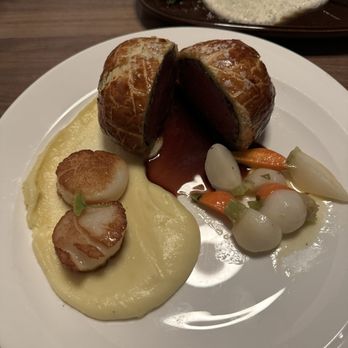 Ramsay's Kitchen - Beef Wellington - New American Near Me - Naperville, Illinois Ramsay's Kitchen - Beef Wellington - New American Near Me - Naperville, Illinois