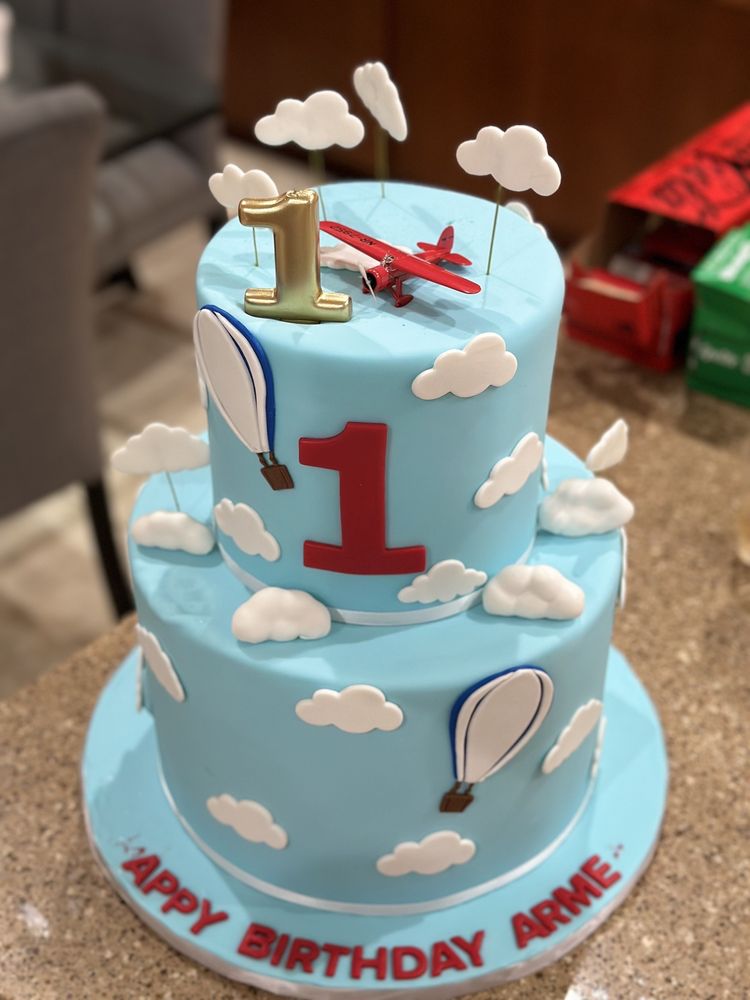 Karina's Cake House