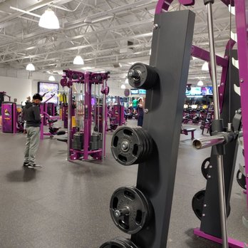 Planet Fitness - Mornings - Gyms Near Me - Chicago, Illinois Planet Fitness - Mornings - Gyms Near Me - Chicago, Illinois