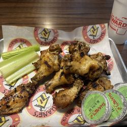 Shane's Rib Shack - 10 smoked wings