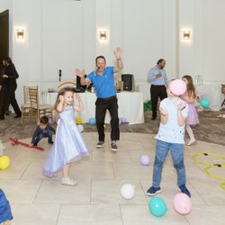 Izzy's Entertainment - DJ For Communion NJ