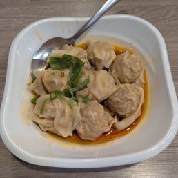 B5 Spicy Pork Wonton