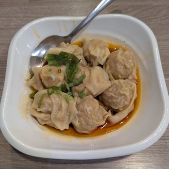 Kung Fu Noodle - Spicy Pork Wonton dumplings - Szechuan Near Me - Tucson, Arizona Kung Fu Noodle - Spicy Pork Wonton dumplings - Szechuan Near Me - Tucson, Arizona