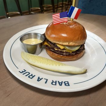Bar La Rue - Royale with Cheese - Bars Near Me - Chicago, Illinois