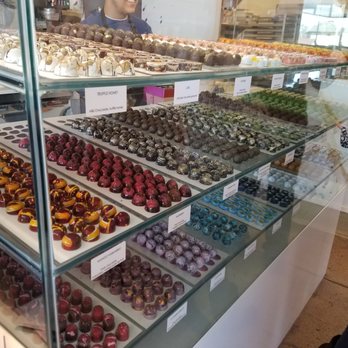 Kate Weiser Chocolate - Trinity Groves - Delicious looking chocolates! - Desserts Near Me - Dallas, Texas Kate Weiser Chocolate - Trinity Groves - Delicious looking chocolates! - Desserts Near Me - Dallas, Texas