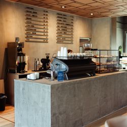 Family Coffee & Bakery