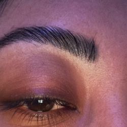 Majestic Eyebrow Threading