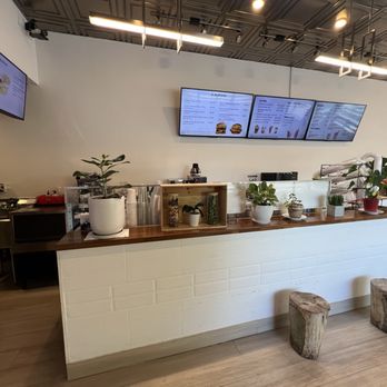 YumSem - Interior - Breakfast & Brunch Near Me - Closter, New Jersey