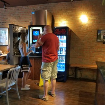 Billy Bricks - Wheaton - Pizza Near Me - Wheaton, Illinois