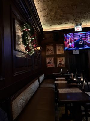 Fado Irish Pub by null