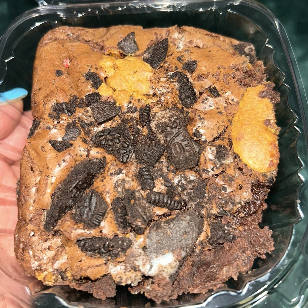 Thee Lab - Remix brownie - Bakeries Near Me - Queens, New York