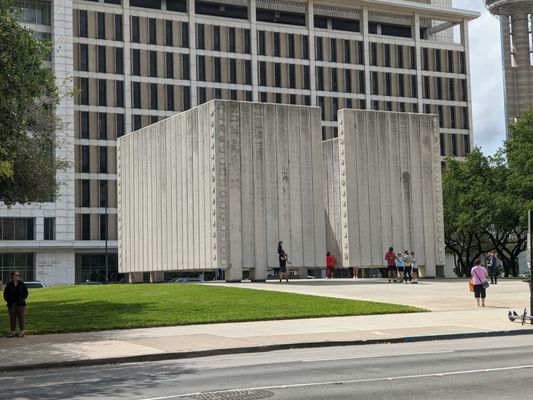 John F. Kennedy Memorial Plaza by null