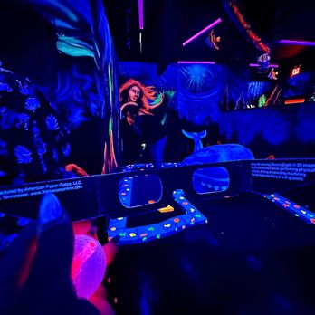 Shankz 3D Black Light Mini Golf and Pizza - Filtered Blue finish in our ocean world - Mini Golf Near Me - Chehalis, Washington Shankz 3D Black Light Mini Golf and Pizza - Filtered Blue finish in our ocean world - Mini Golf Near Me - Chehalis, Washington