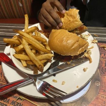 Racks Fish House + Oyster Bar - Steak Burger and fries - Bars Near Me - Delray Beach, Florida Racks Fish House + Oyster Bar - Steak Burger and fries - Bars Near Me - Delray Beach, Florida