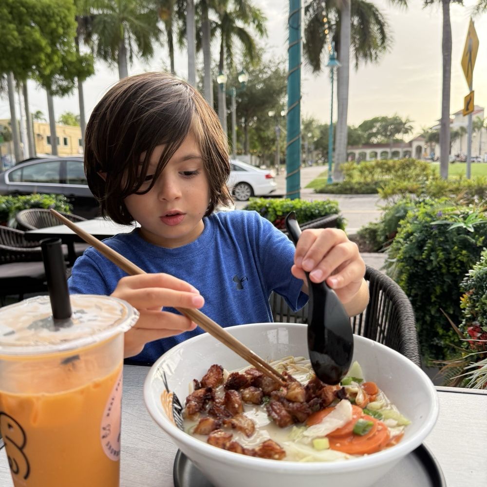 Ramen Lab Eatery-Delray Beach - Burnt end Tonkotsu Ramen happy hour - Ramen Near Me - Delray Beach, Florida Ramen Lab Eatery-Delray Beach - Burnt end Tonkotsu Ramen happy hour - Ramen Near Me - Delray Beach, Florida