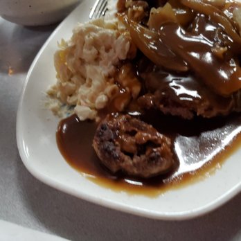 Restaurant Kenichi - Mini hamburger plate. - Desserts Near Me - Hilo, Hawaii