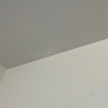 Metropolis Apartments - Wall paint on the ceiling - Apartments Near Me - Irvine, California Metropolis Apartments - Wall paint on the ceiling - Apartments Near Me - Irvine, California