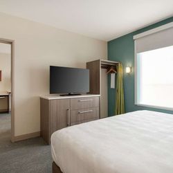 Home2 Suites by Hilton Alamogordo - Guest room