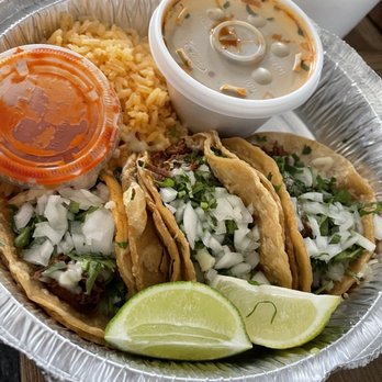 El Malecon Food Truck - Birria Tacos - Mexican Near Me - Akron, Ohio El Malecon Food Truck - Birria Tacos - Mexican Near Me - Akron, Ohio
