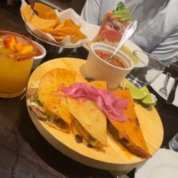 Frida - Birria tacos - Mexican Near Me - West Hartford, Connecticut Frida - Birria tacos - Mexican Near Me - West Hartford, Connecticut