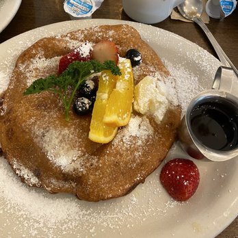 Sweet Maple - Deep Big Hip Plate Weekday Breakfast - American Near Me - San Francisco, California