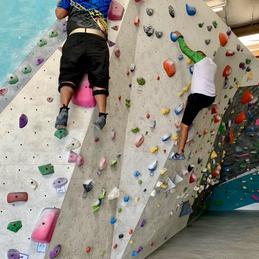 Oahu Bouldering Gym - Rock Climbing Near Me - Waipahu, Hawaii Oahu Bouldering Gym - Rock Climbing Near Me - Waipahu, Hawaii