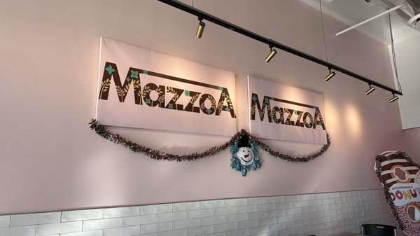 Mazzoa Donuts by null