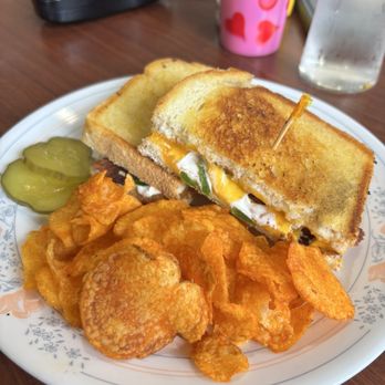 StorieBook Cafe - Jalopeno popper grilled cheese - Delis Near Me - Glen Rose, Texas