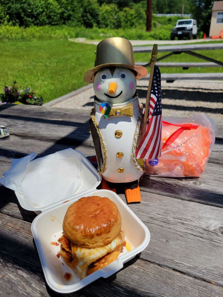 Maggie's Dine & Drive