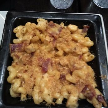 Dave & Buster's Orange - For Mac and cheese lovers you would love this one crunchy bacon and chicken a little to much for my taste but it was good. - American Near Me - Orange, California