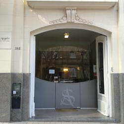 Sant' Angelo - Centro Medico Privado - La entrada a la clinica