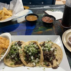 4 Amigos - Tacos Asada soft corn Mexican style