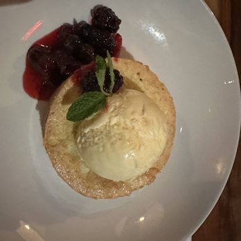 Nick's Manhattan Beach - Warm Butter Cake - American Near Me - Manhattan Beach, California Nick's Manhattan Beach - Warm Butter Cake - American Near Me - Manhattan Beach, California