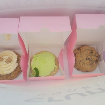 Crumbl - Evans - Teddy Graham, Limeade (key lime), and chocolate chip - Bakeries Near Me - Evans, Georgia Crumbl - Evans - Teddy Graham, Limeade (key lime), and chocolate chip - Bakeries Near Me - Evans, Georgia