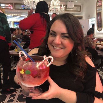 Sugar Factory Express - Holiday themed drink. Made with or without alcohol. Definitely share!!! - Desserts Near Me - Bloomington, Minnesota Sugar Factory Express - Holiday themed drink. Made with or without alcohol. Definitely share!!! - Desserts Near Me - Bloomington, Minnesota