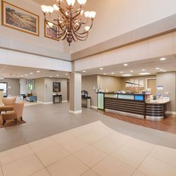 Best Western Plus Delta Inn & Suites - Front Desk and Lobby