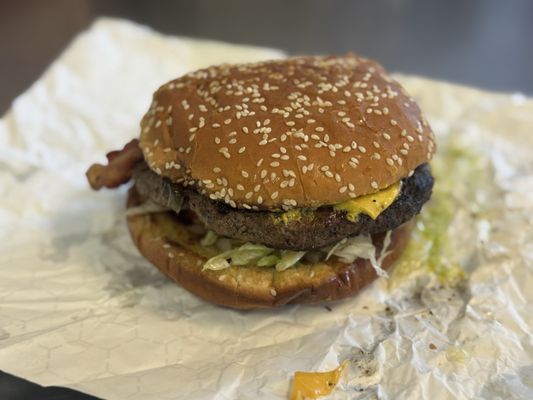 Harvey B's by null