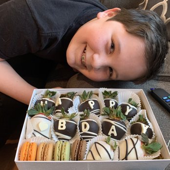 Gourmet Gift 4U - My nephew said they taste as great as they look! - Florists Near Me Gourmet Gift 4U - My nephew said they taste as great as they look! - Florists Near Me