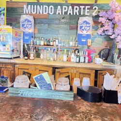 Mundo Aparte 2 - Bar