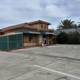 Exterior photo of Iniguez Bakery & Deli - Los Banos, California Exterior photo of Iniguez Bakery & Deli - Los Banos, California