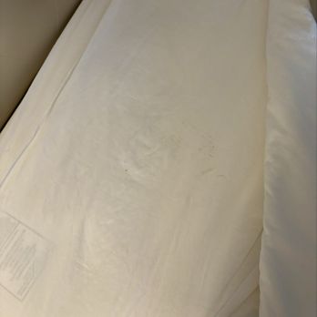 Hotel Blackhawk, Autograph Collection - Stains on the sheets - Hotels Near Me - Davenport, Iowa Hotel Blackhawk, Autograph Collection - Stains on the sheets - Hotels Near Me - Davenport, Iowa