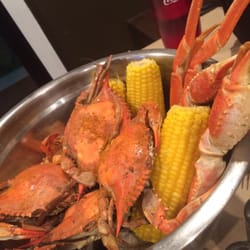 Fatty’s Taphouse - Jumbo steamer has clams, mussels, shrimps,snow crabs, blue crabs, corn an etc.